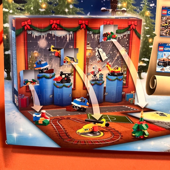 Lego City Advent Calendar 60201 - Picture 8 of 14